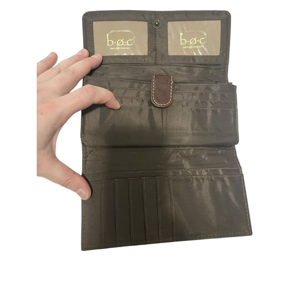 Born Concept Brown Wallet Good Condition - Picture 6 of 10